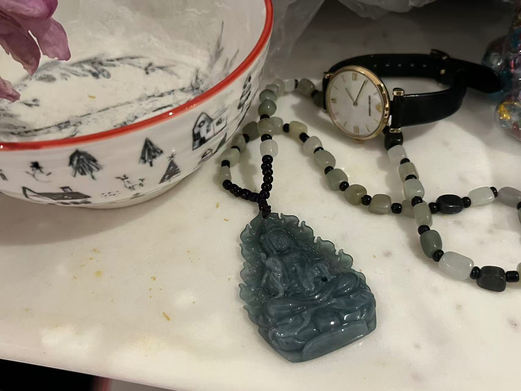 Jewellery together with where and how it is normally kept