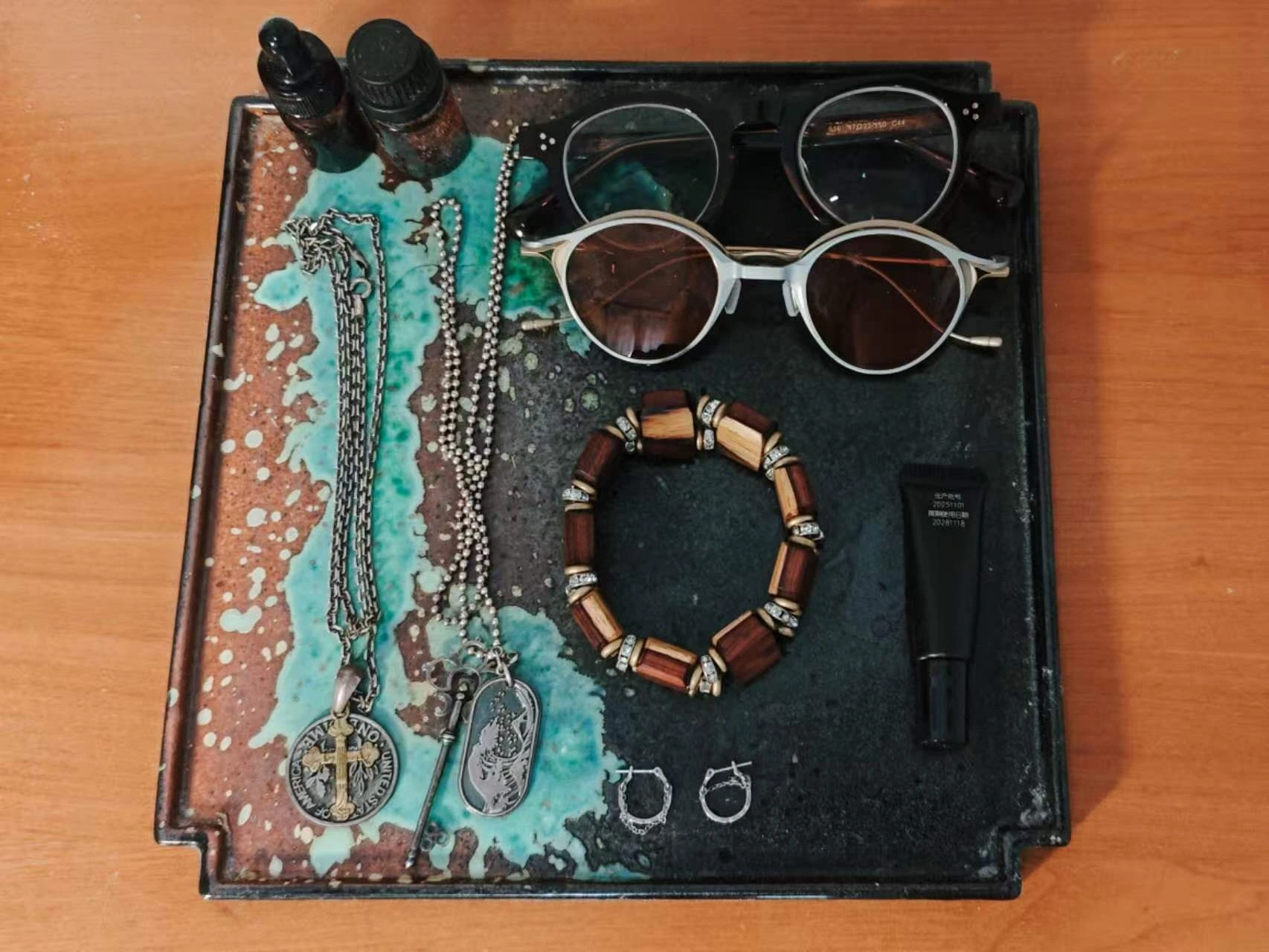 Jewellery together with where and how it is normally kept
