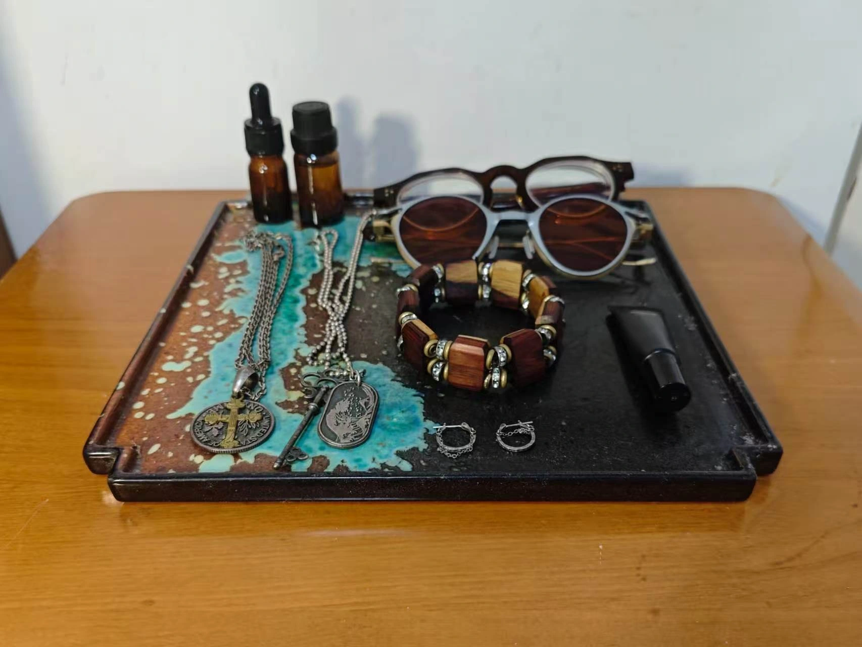 Additional jewellery storage contribution photograph